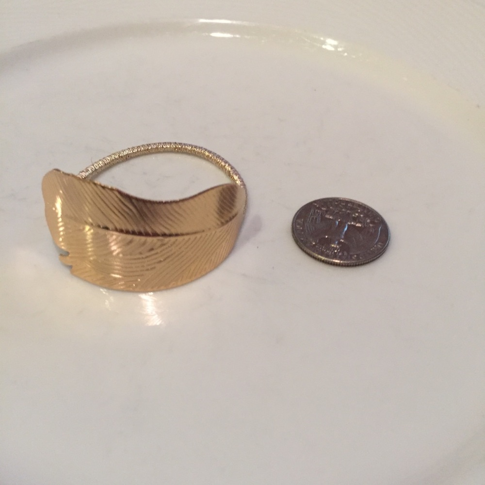 🪶 Awesome Metallic Metal Boho Feather Hair Tie In Gold Or Silver 🪶 - Picture 6 of 8